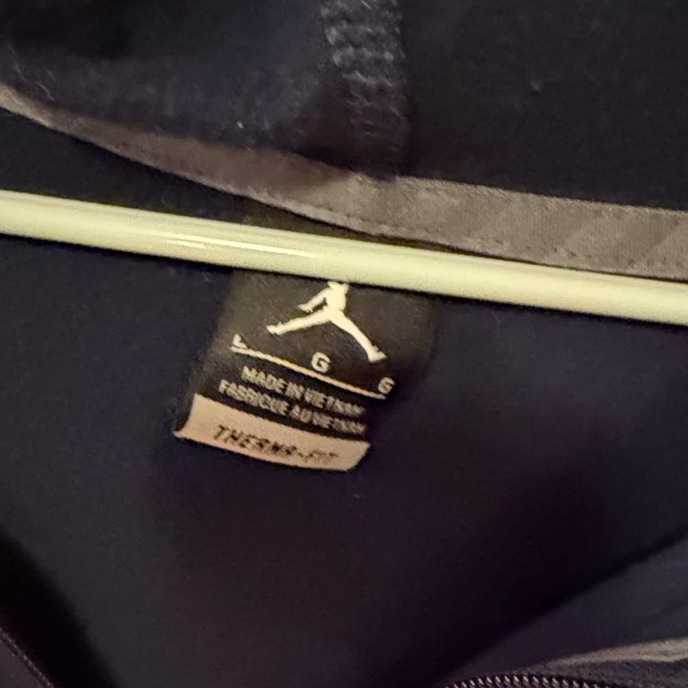 Nike Michigan Wolverines Navy and Yellow Hoodie - Picture 2 of 3